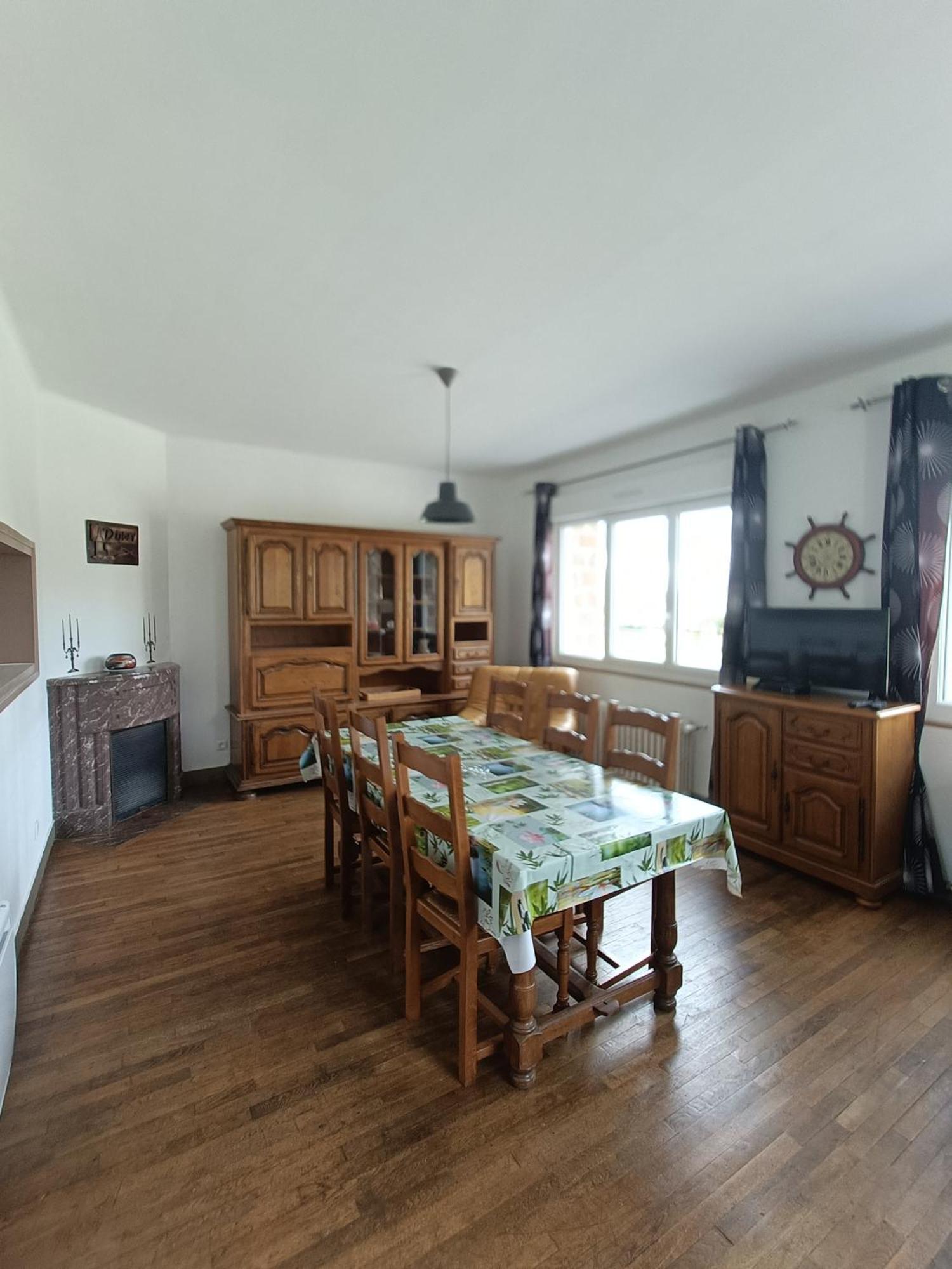 Chérencé-le-Roussel Maison Rose מראה חיצוני תמונה
